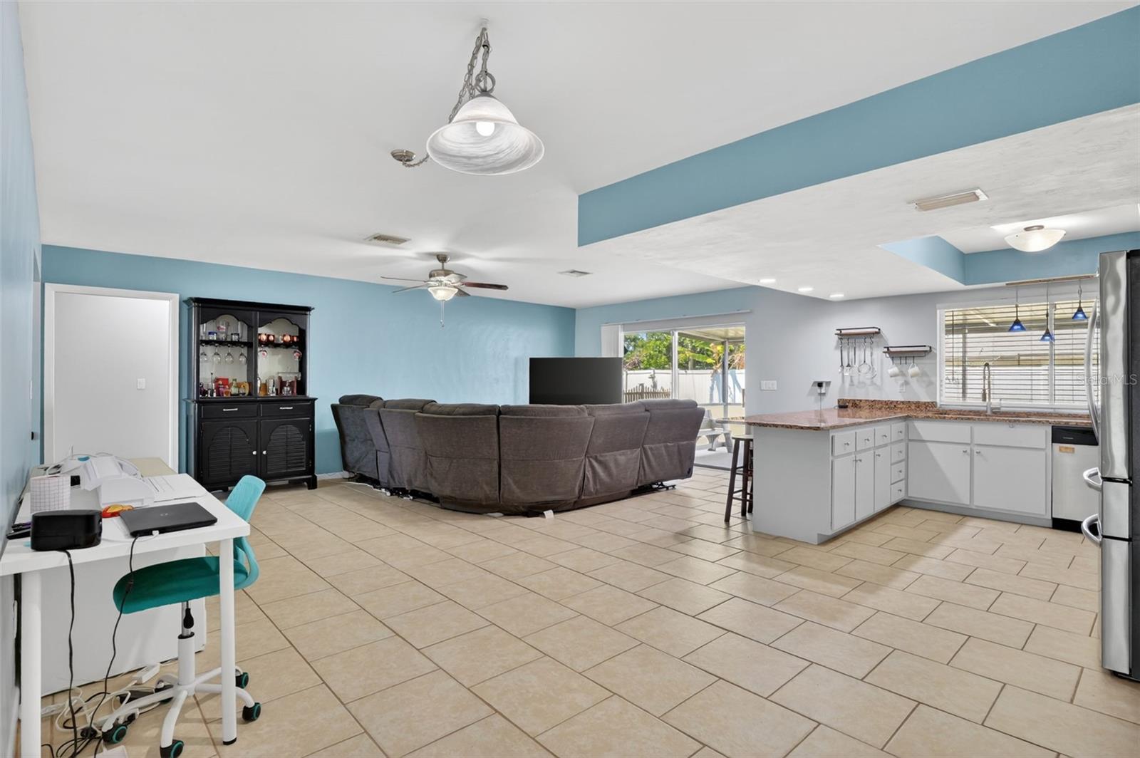 1305 SE 37TH TER, CAPE CORAL, FL, 33904