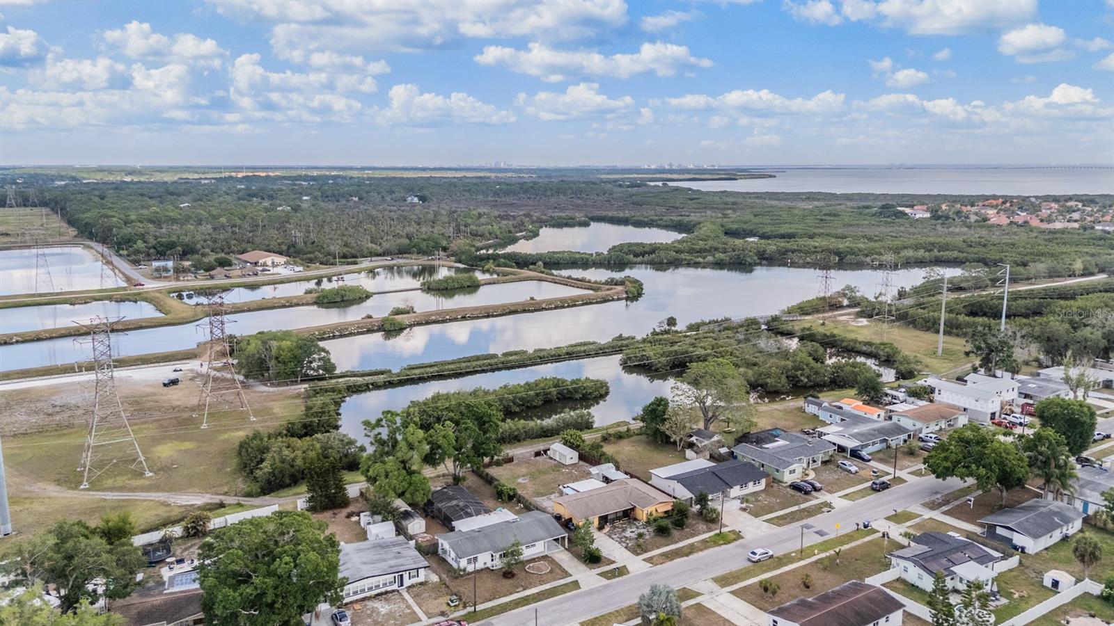 307 COUNTRY CLUB DR, OLDSMAR, FL, 34677