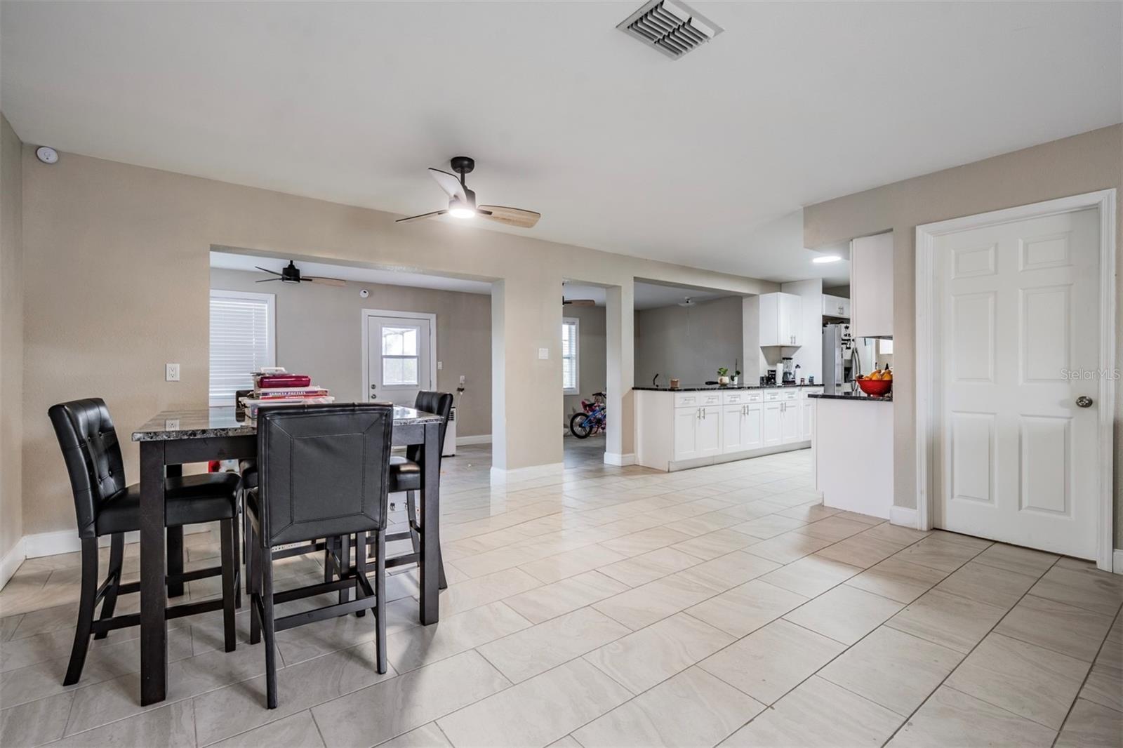 307 COUNTRY CLUB DR, OLDSMAR, FL, 34677