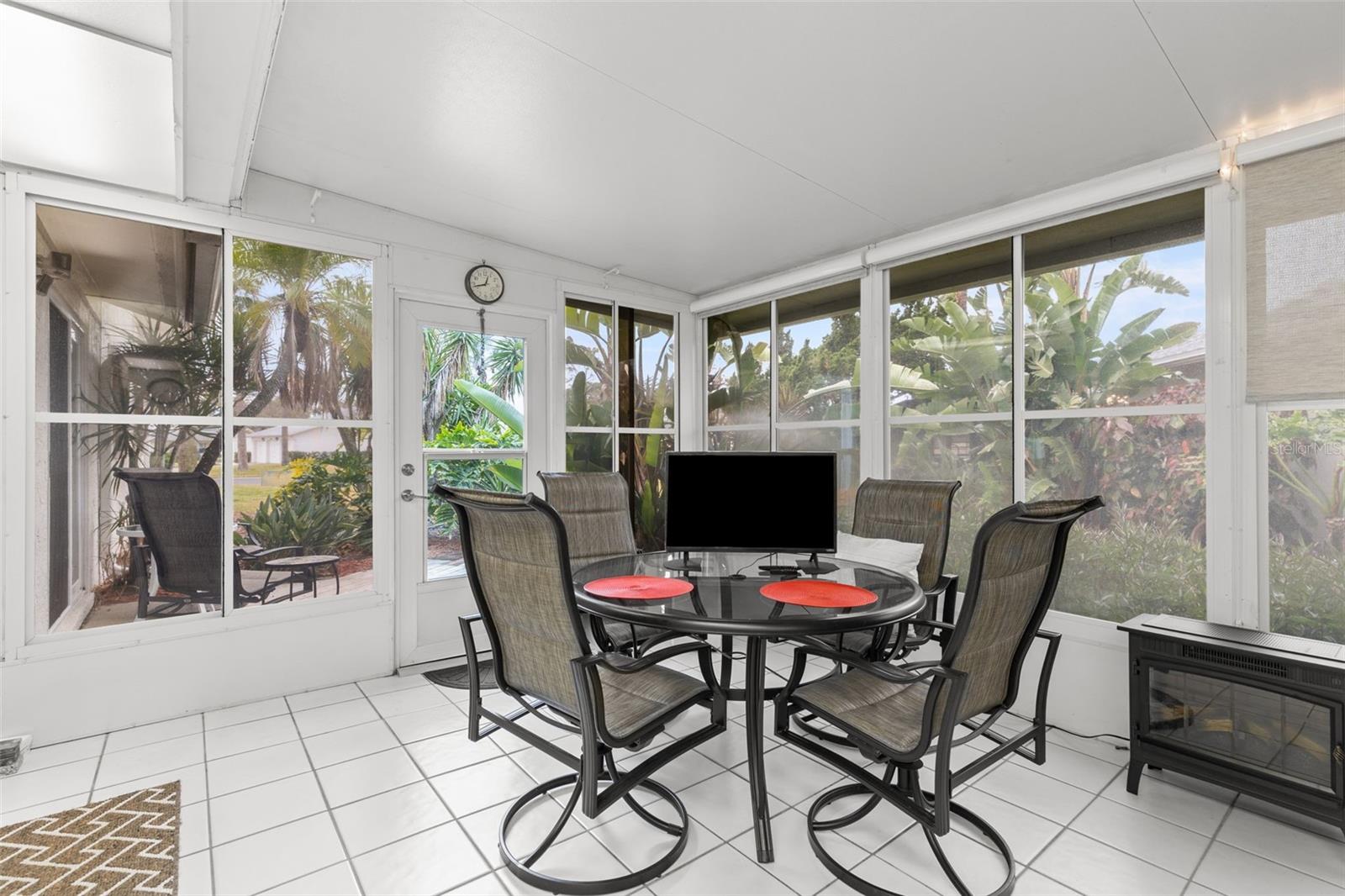 3143 37TH LN S #B, ST PETERSBURG, FL, 33711