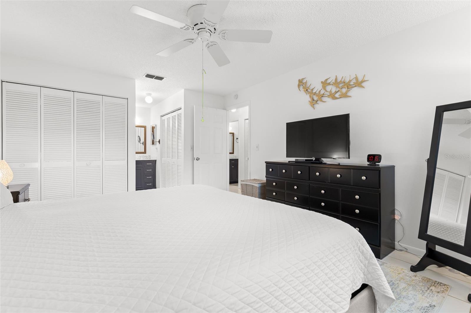 3143 37TH LN S #B, ST PETERSBURG, FL, 33711