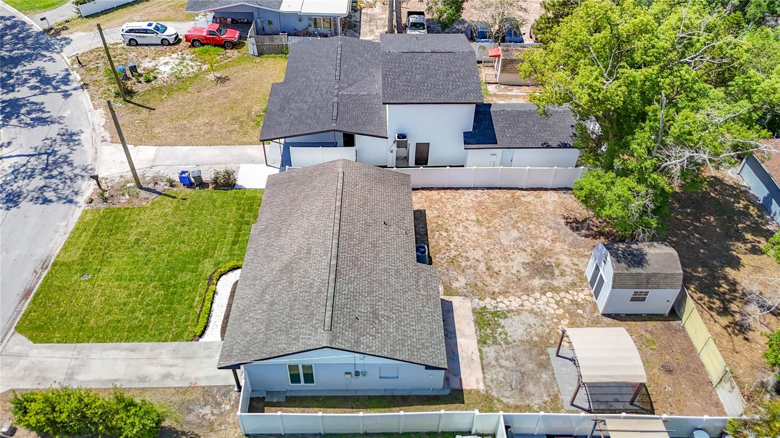 8639 MAY CIR, TAMPA, FL, 33614
