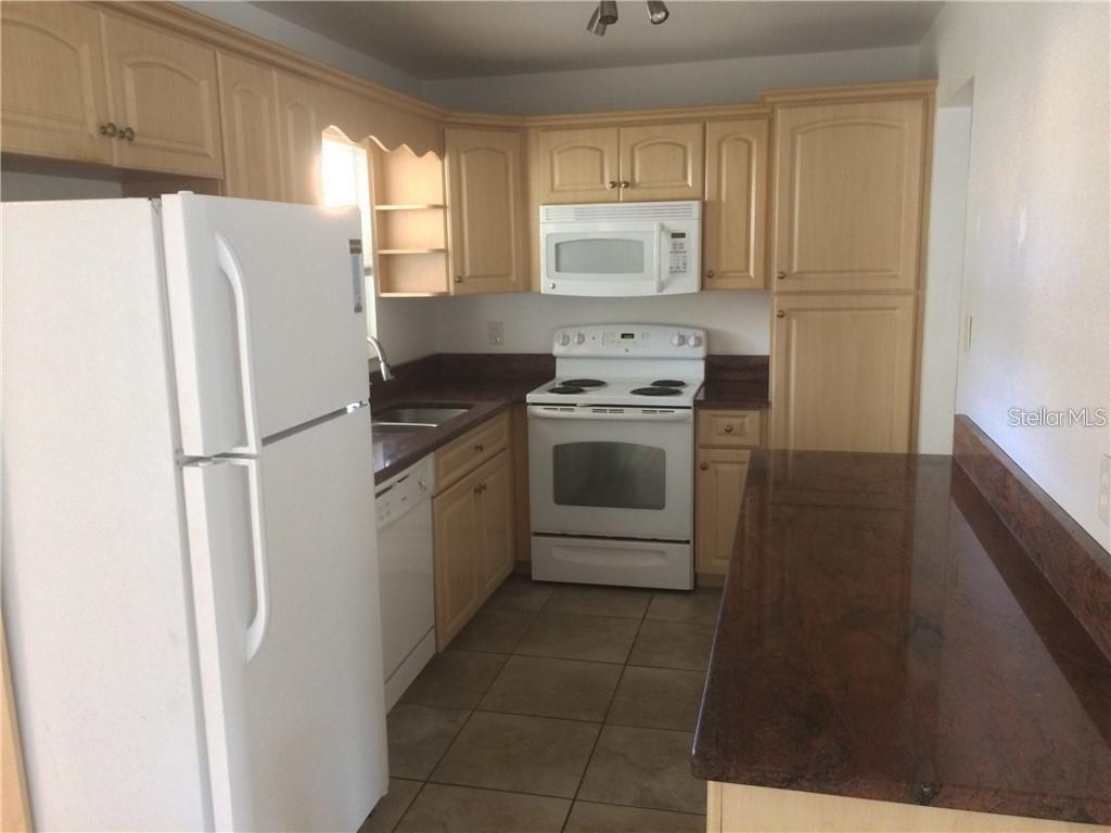 3712 W WALLACE AVE, TAMPA, FL, 33611