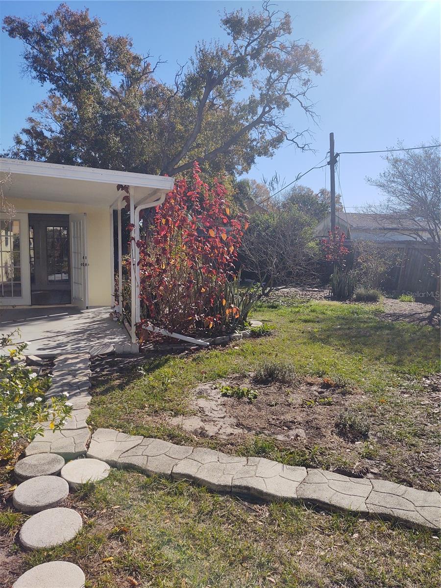 3712 W WALLACE AVE, TAMPA, FL, 33611