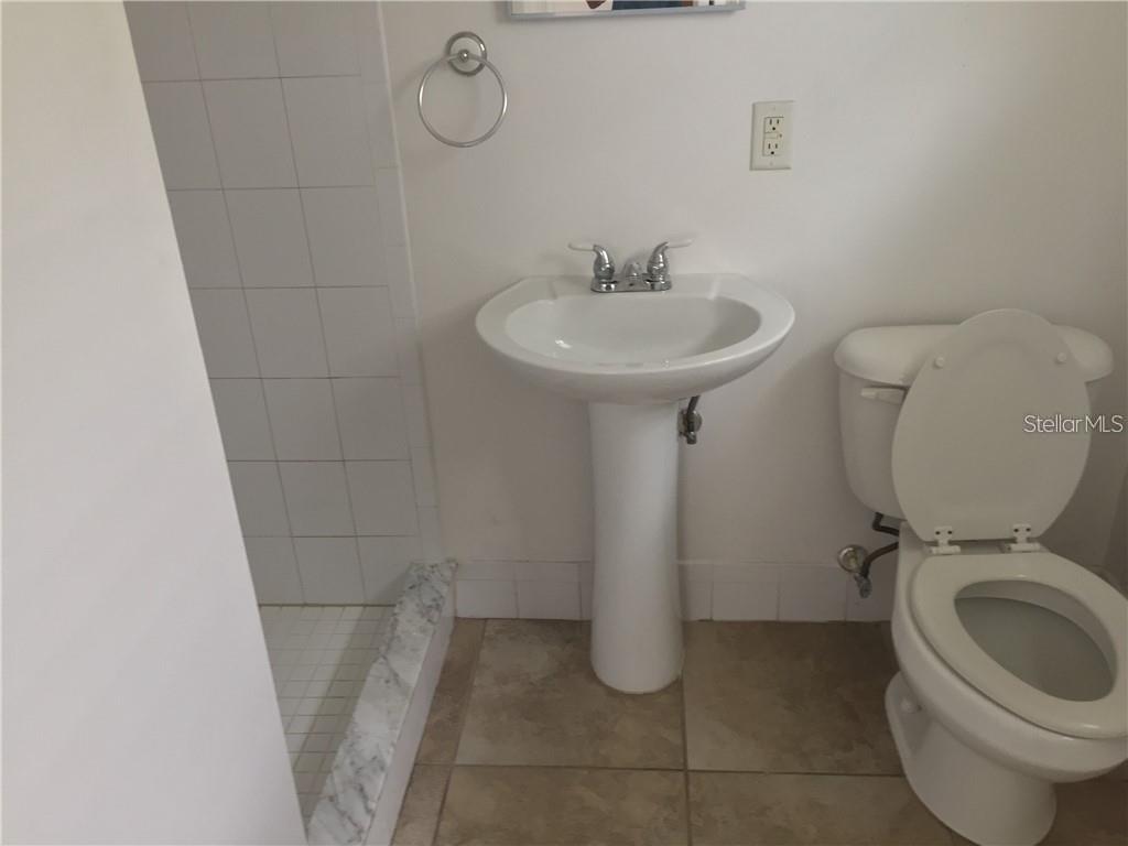 3712 W WALLACE AVE, TAMPA, FL, 33611