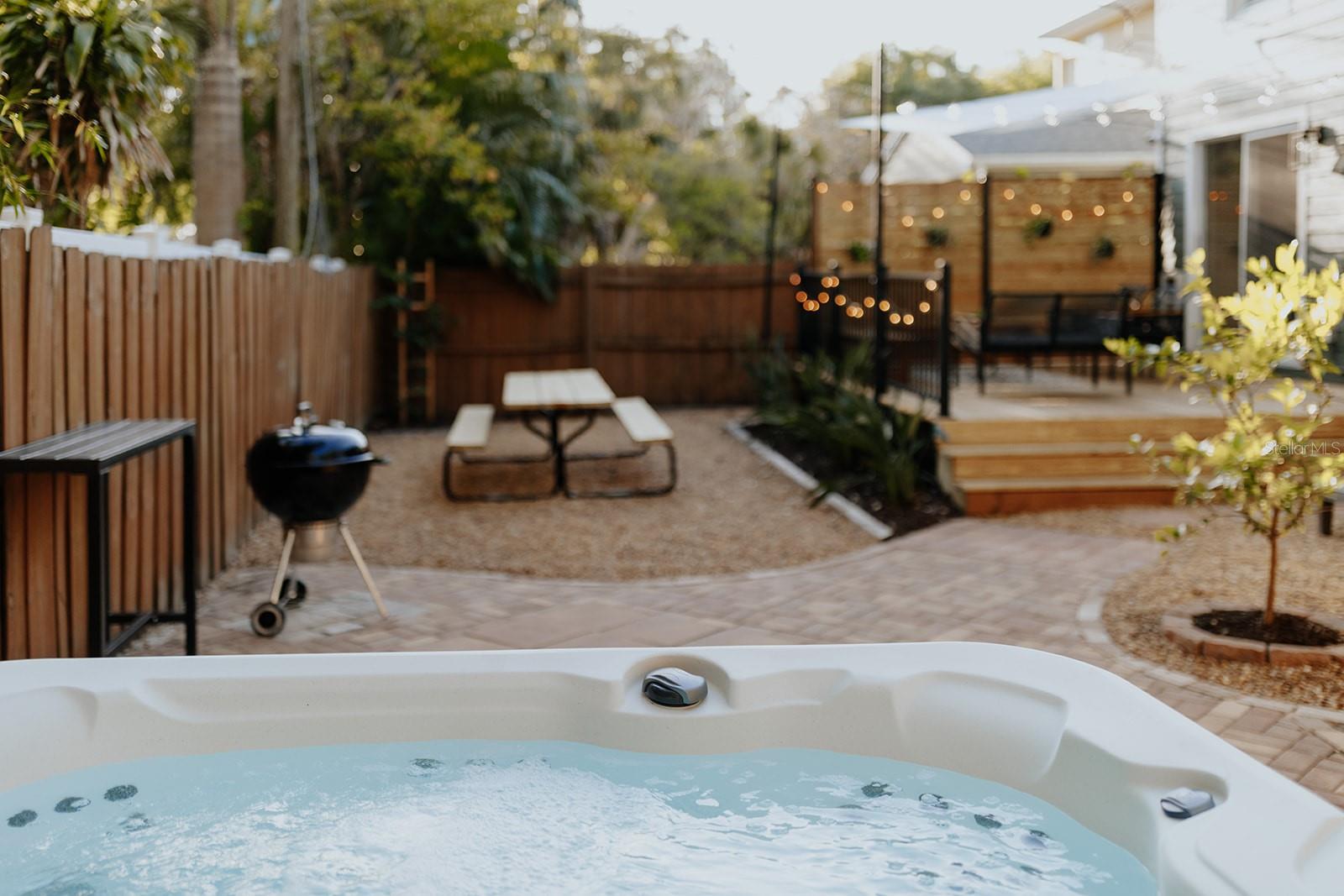 2472 TEMPLE ST, SARASOTA, FL, 34239