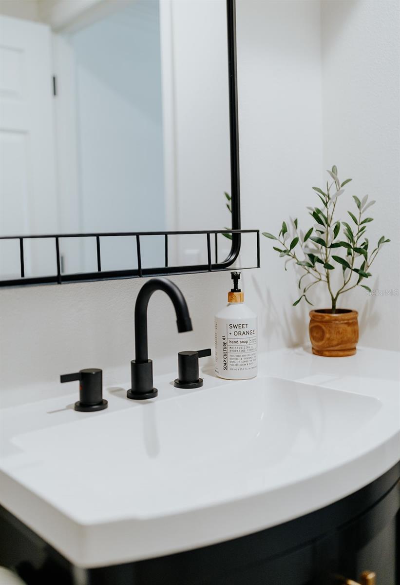 2472 TEMPLE ST, SARASOTA, FL, 34239