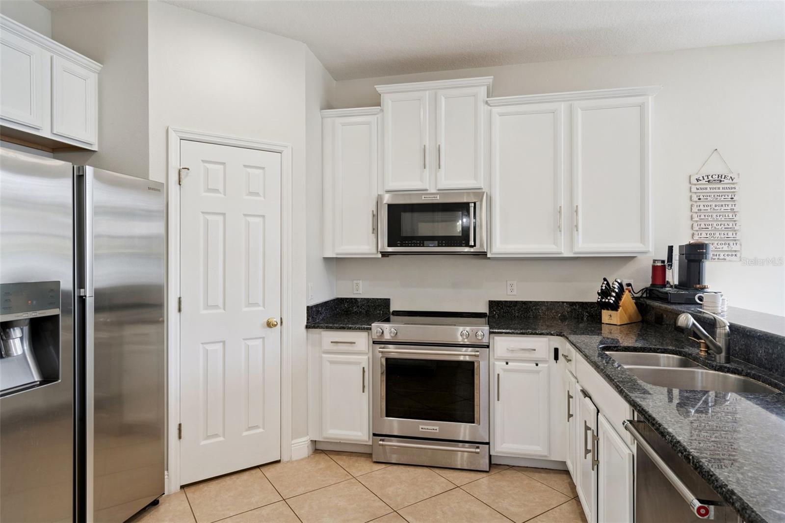 9310 MUSTARD LEAF DR, ORLANDO, FL, 32827
