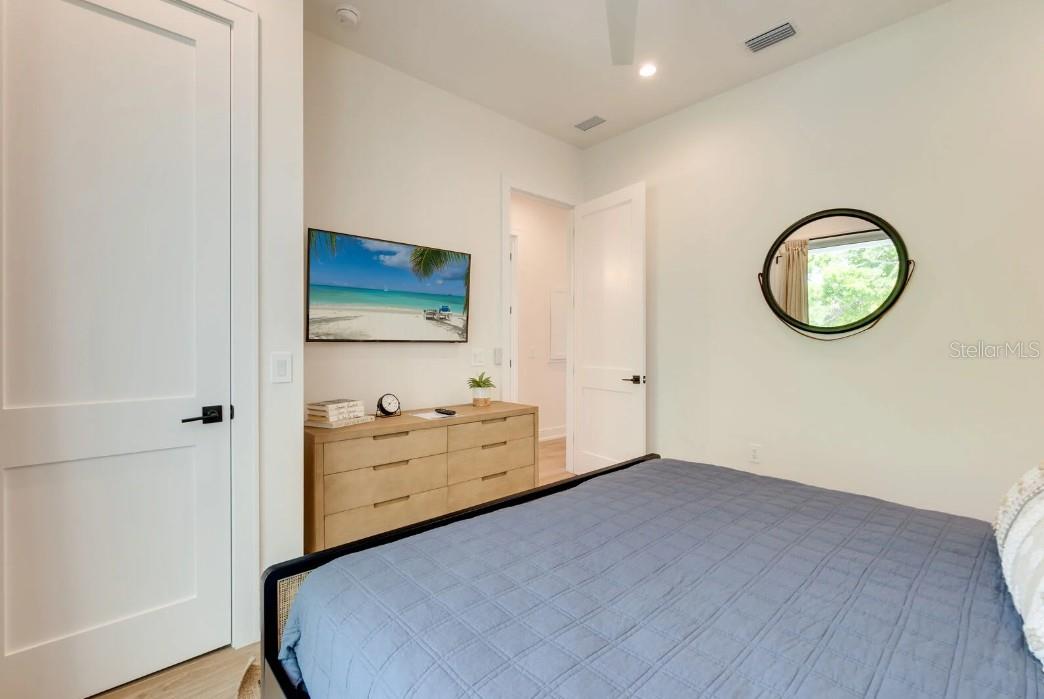 9407 GULF DR, ANNA MARIA, FL, 34216