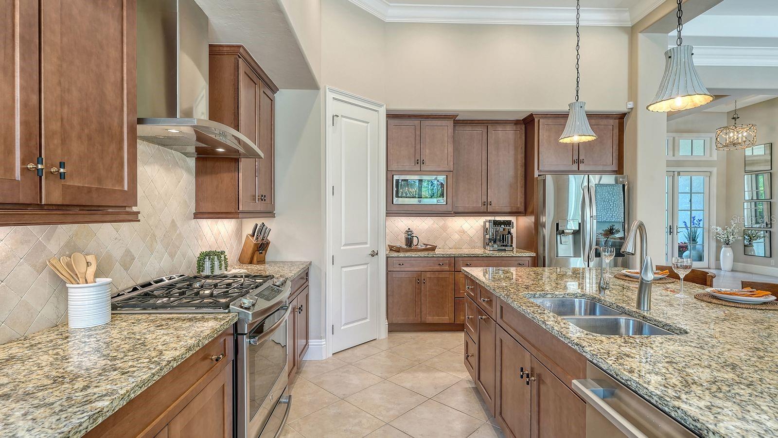 7975 MATERA CT, BRADENTON, FL, 34202