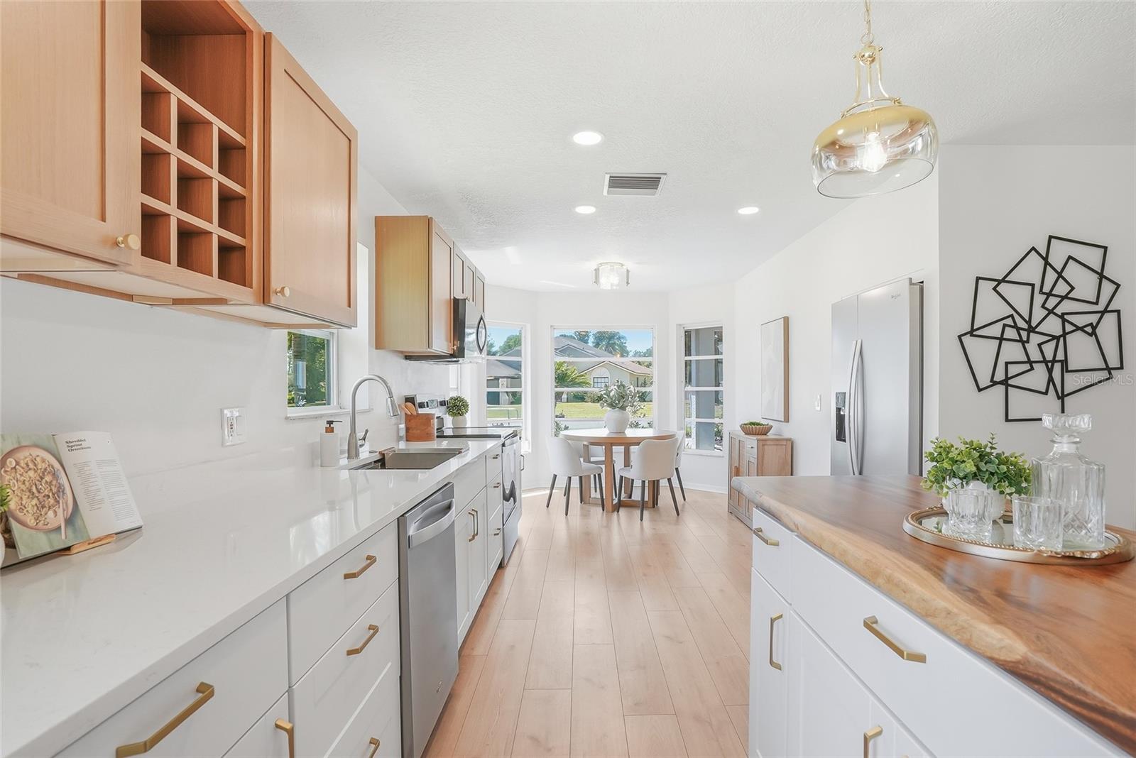 6119 55TH AVENUE CIR E, BRADENTON, FL, 34203