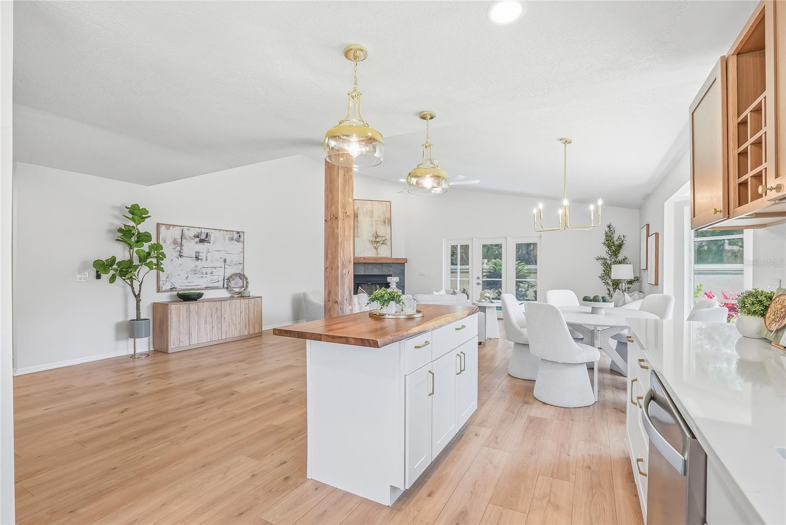 6119 55TH AVENUE CIR E, BRADENTON, FL, 34203