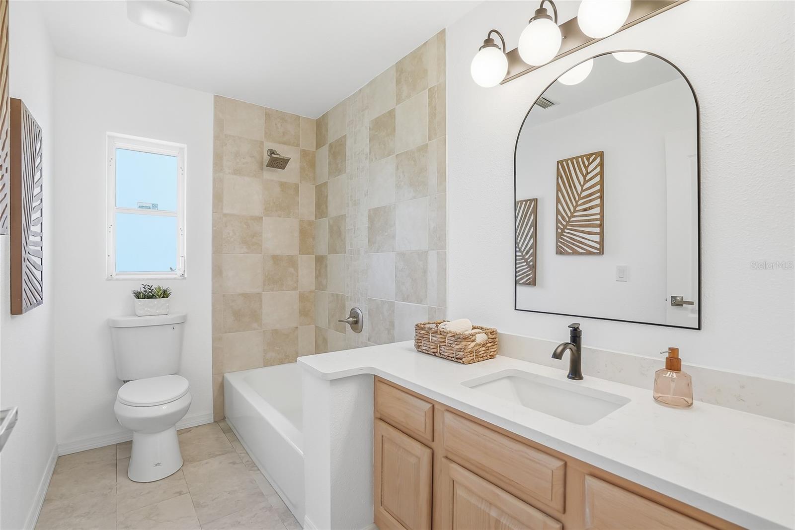 6119 55TH AVENUE CIR E, BRADENTON, FL, 34203