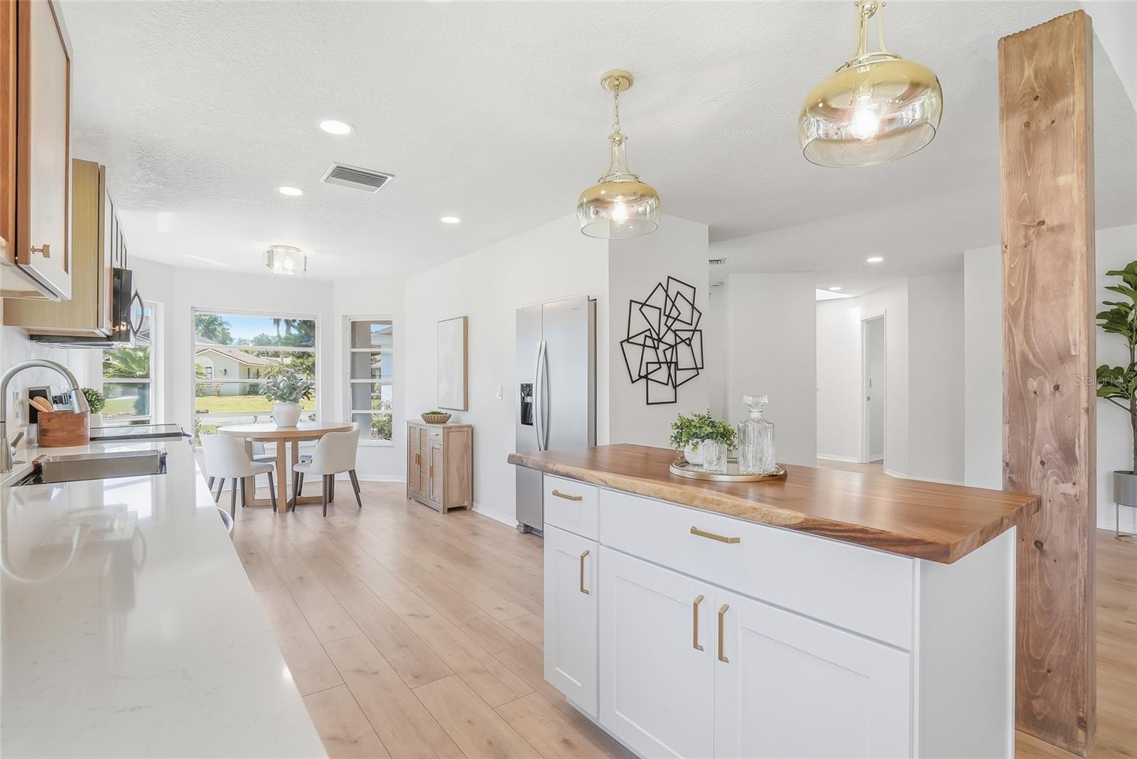 6119 55TH AVENUE CIR E, BRADENTON, FL, 34203