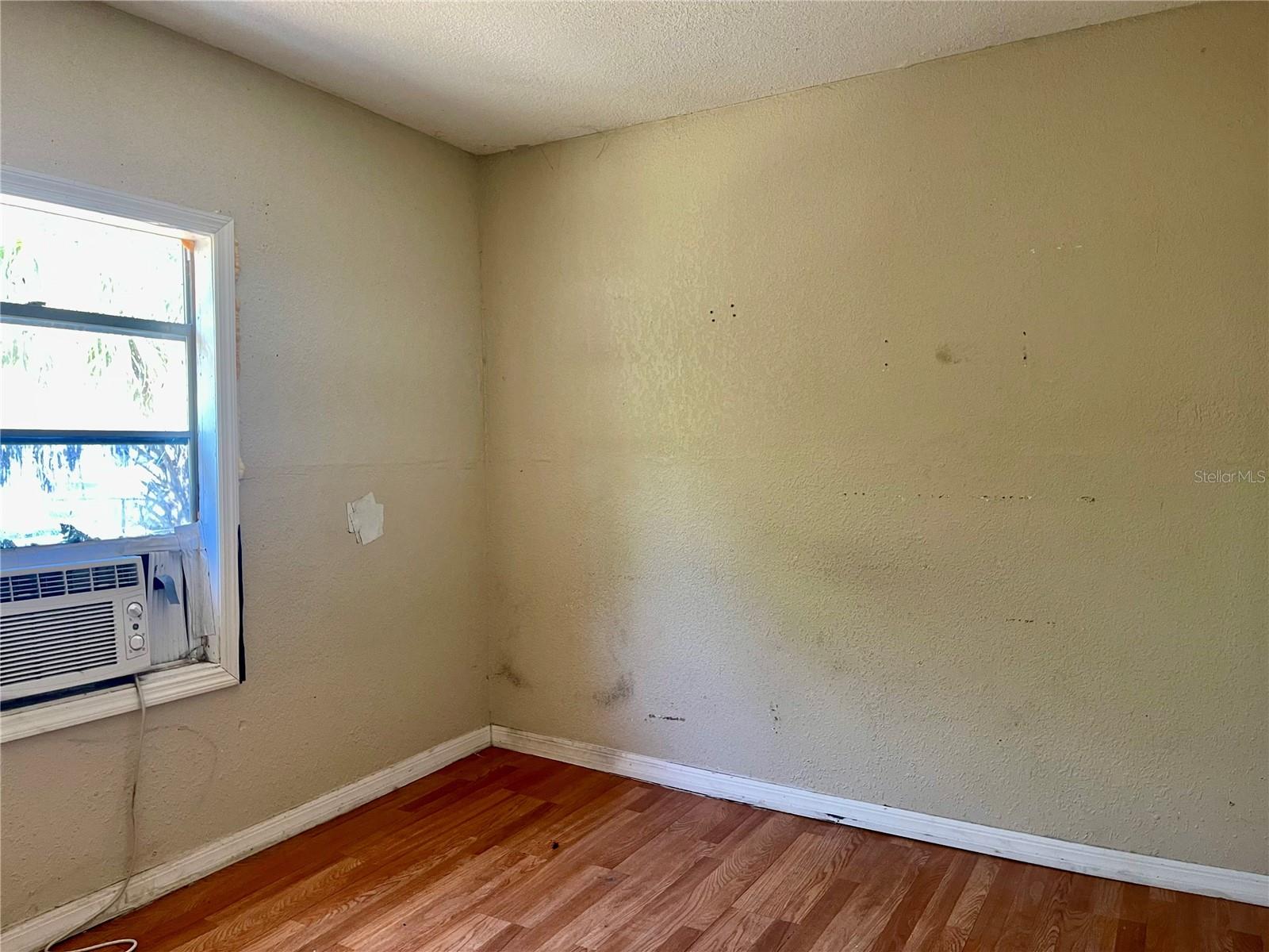 219 E POLK AVE, LAKE WALES, FL, 33853