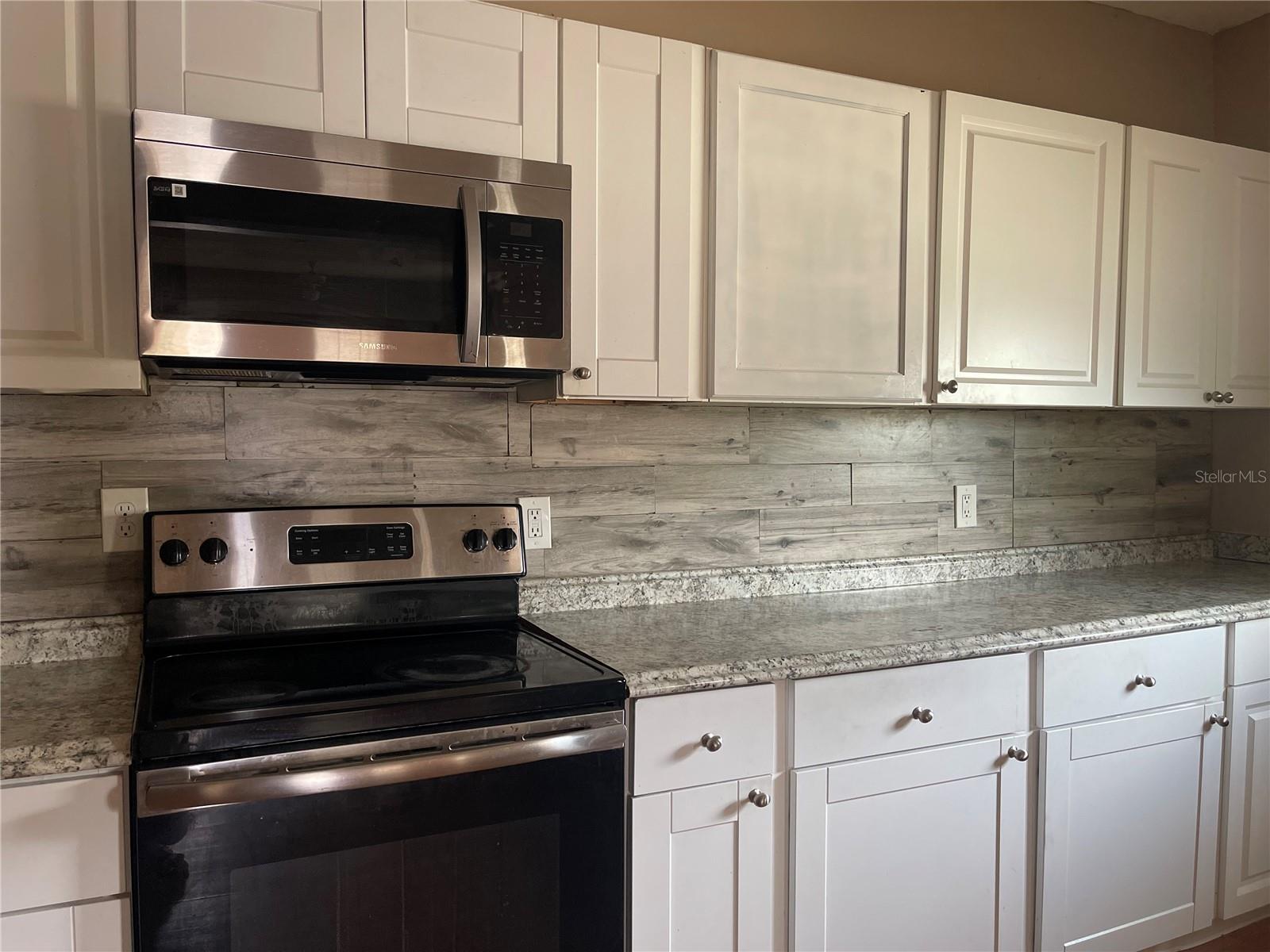 219 E POLK AVE, LAKE WALES, FL, 33853