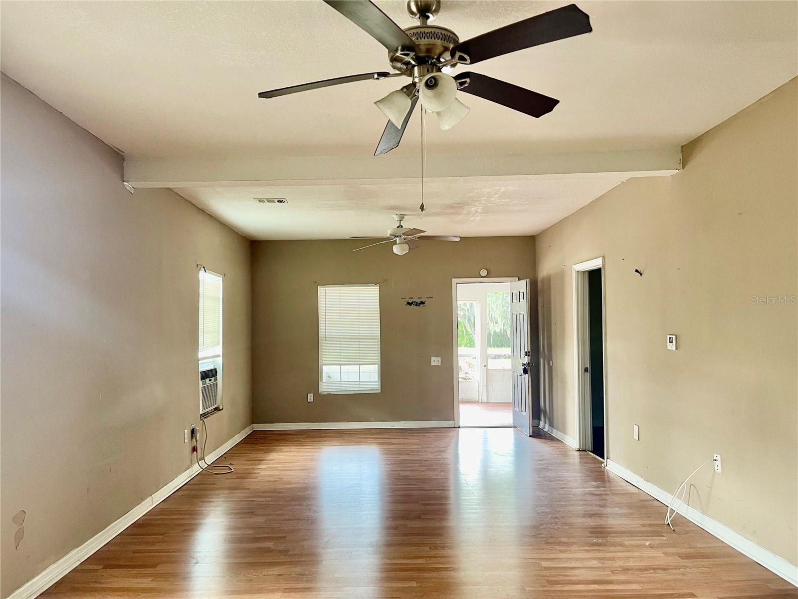 219 E POLK AVE, LAKE WALES, FL, 33853