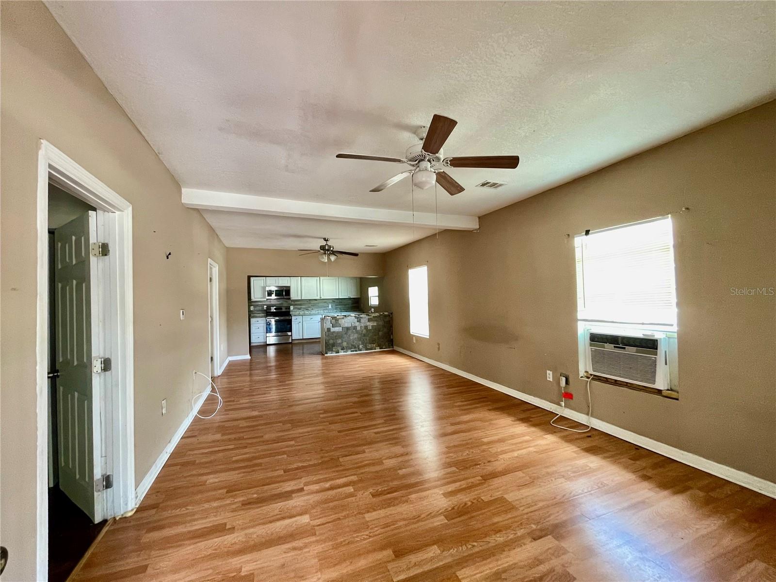 219 E POLK AVE, LAKE WALES, FL, 33853