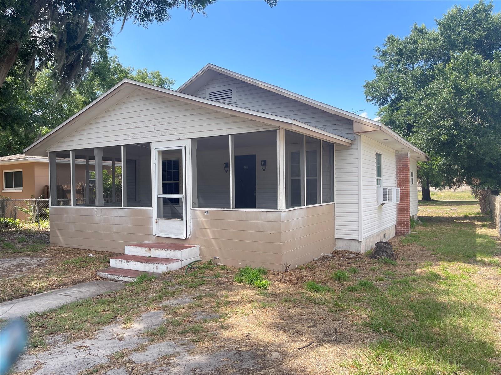 219 E POLK AVE, LAKE WALES, FL, 33853
