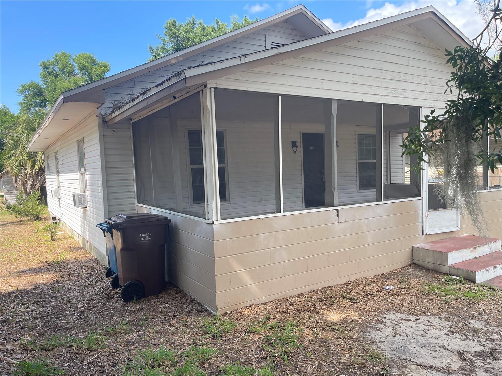 219 E POLK AVE, LAKE WALES, FL, 33853