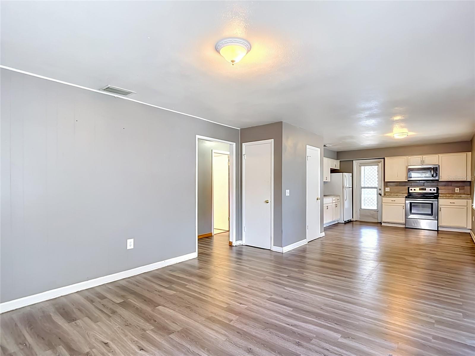 6155 9TH ST, ZEPHYRHILLS, FL, 33542