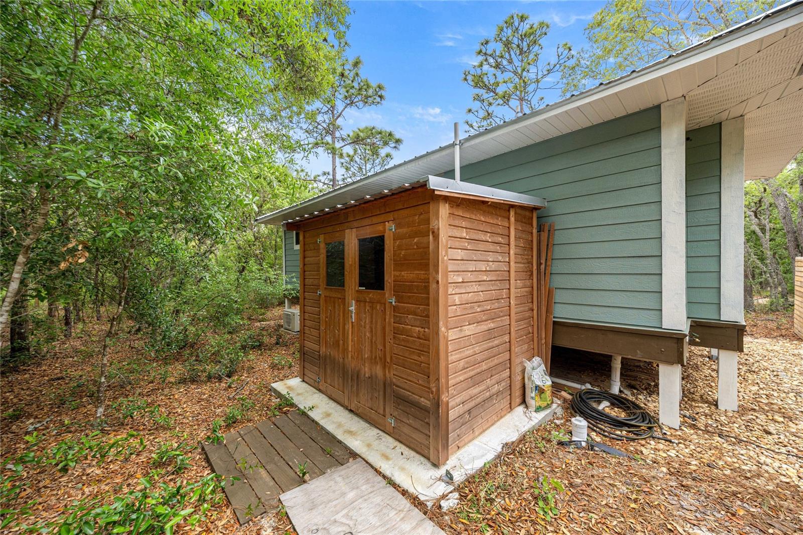 414 S SCHOOL AVE, LECANTO, FL, 34461