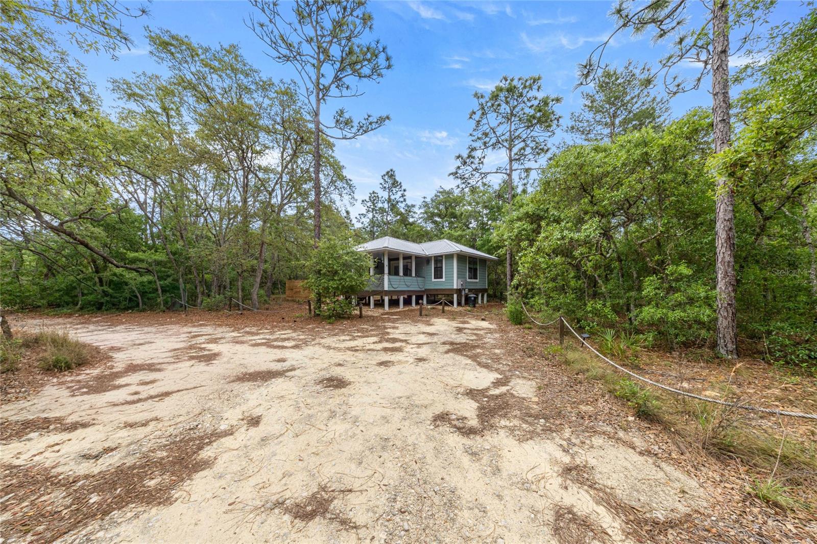 414 S SCHOOL AVE, LECANTO, FL, 34461