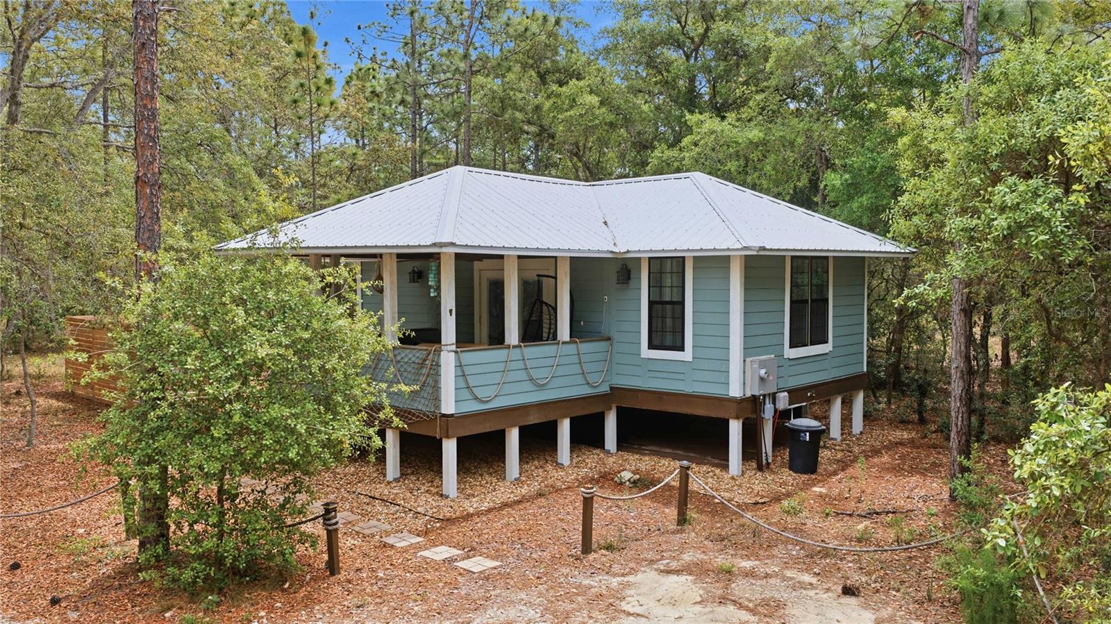 414 S SCHOOL AVE, LECANTO, FL, 34461