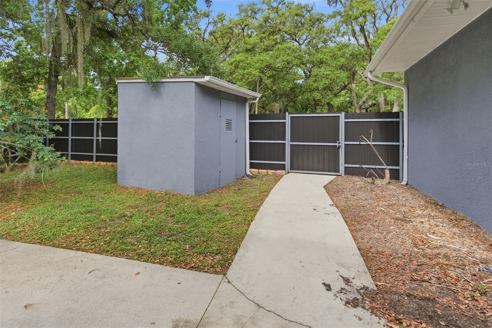 176 LAKE EVA DR, CHULUOTA, FL, 32766