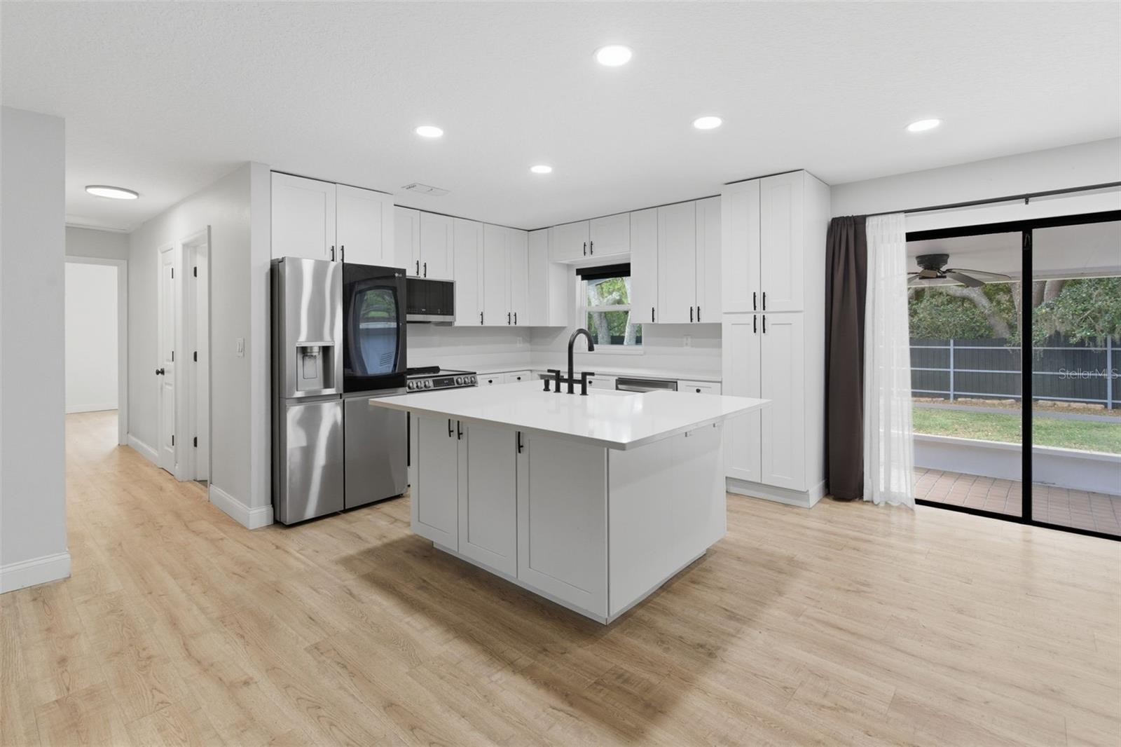 176 LAKE EVA DR, CHULUOTA, FL, 32766