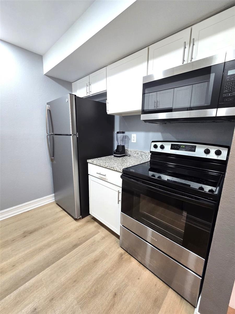 4032 TUMBLE WOOD TRL #103, TAMPA, FL, 33613