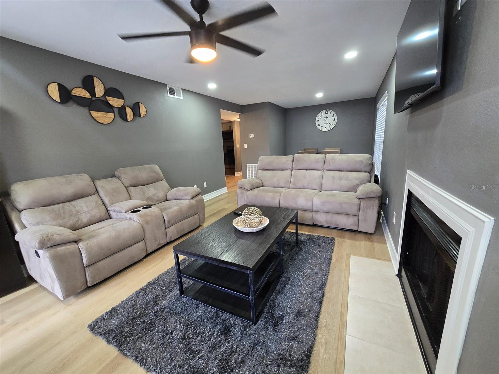 4032 TUMBLE WOOD TRL #103, TAMPA, FL, 33613