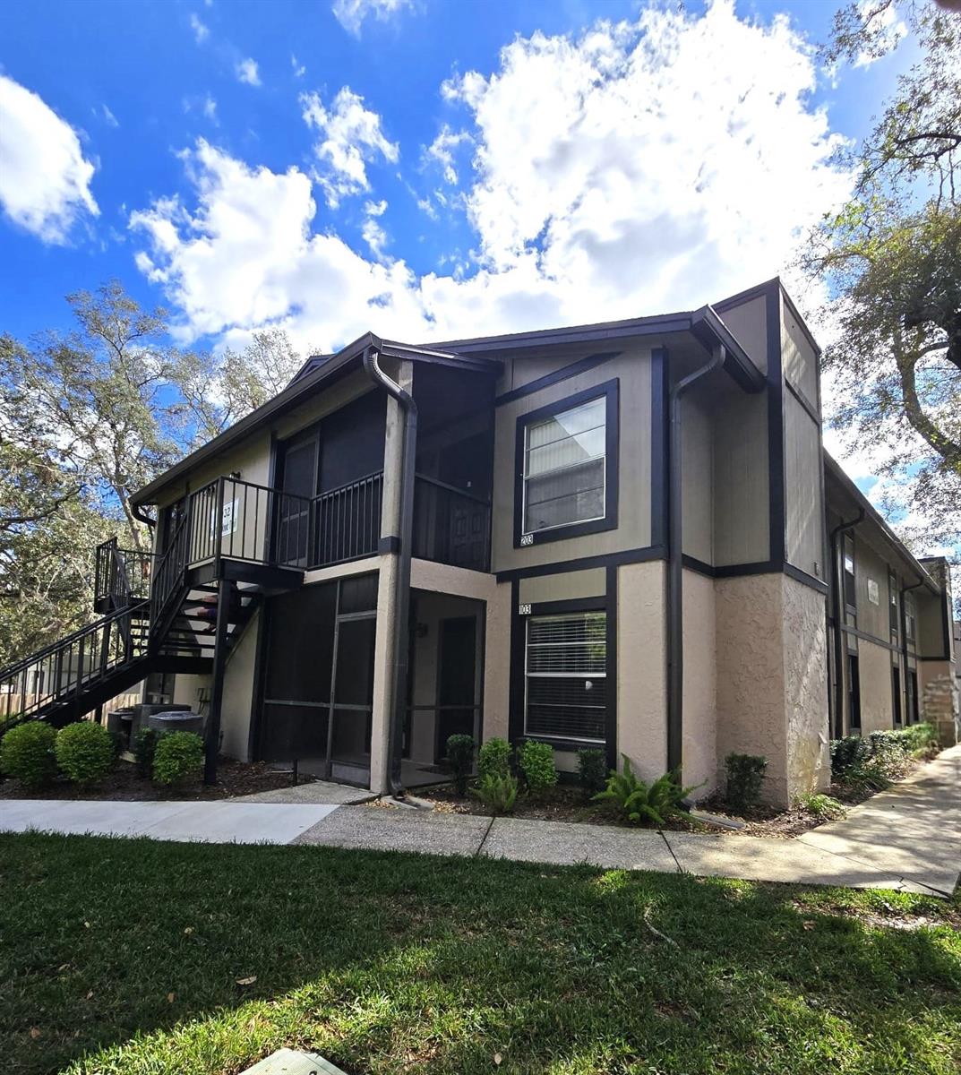4032 TUMBLE WOOD TRL #103, TAMPA, FL, 33613