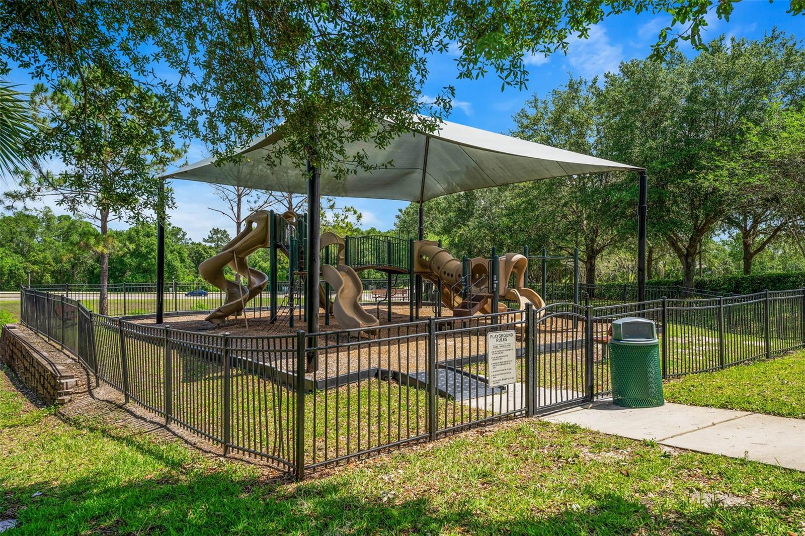 5821 COQUYT DR, MOUNT DORA, FL, 32757
