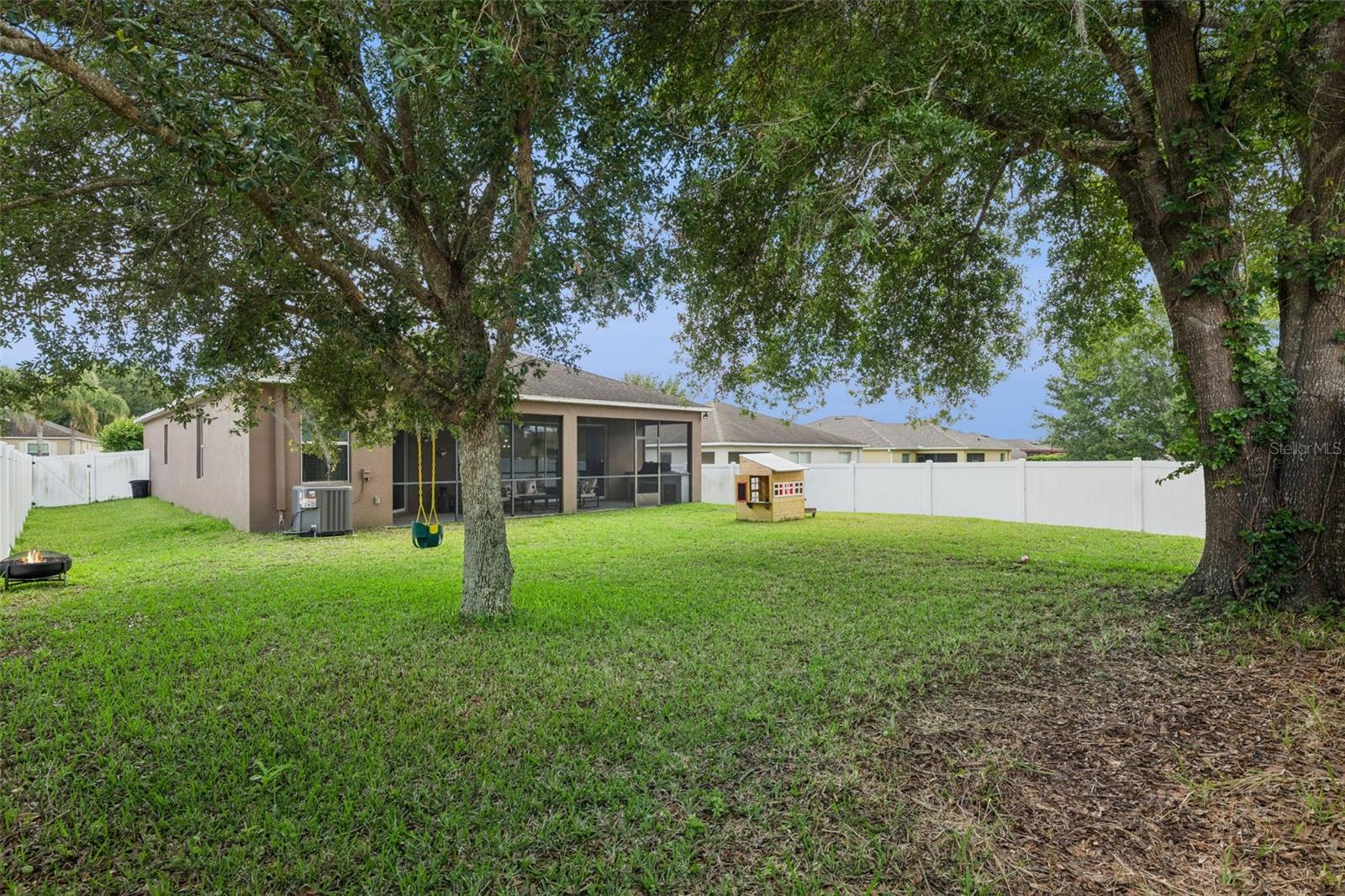 5821 COQUYT DR, MOUNT DORA, FL, 32757