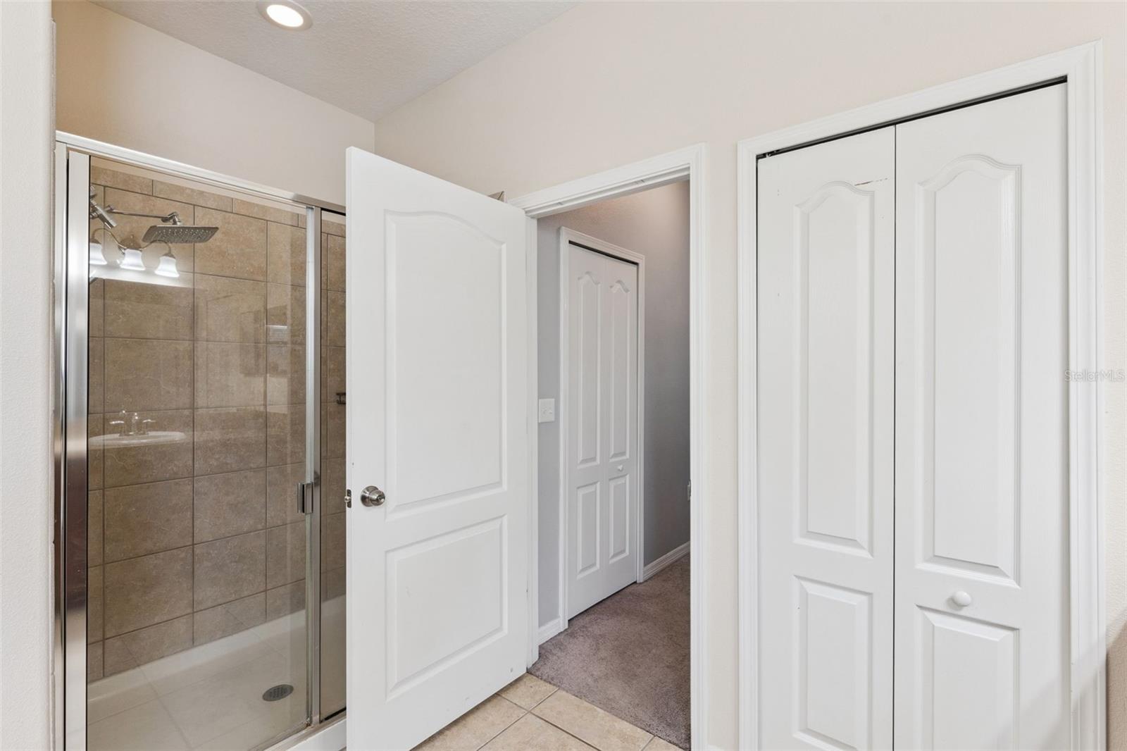 5821 COQUYT DR, MOUNT DORA, FL, 32757