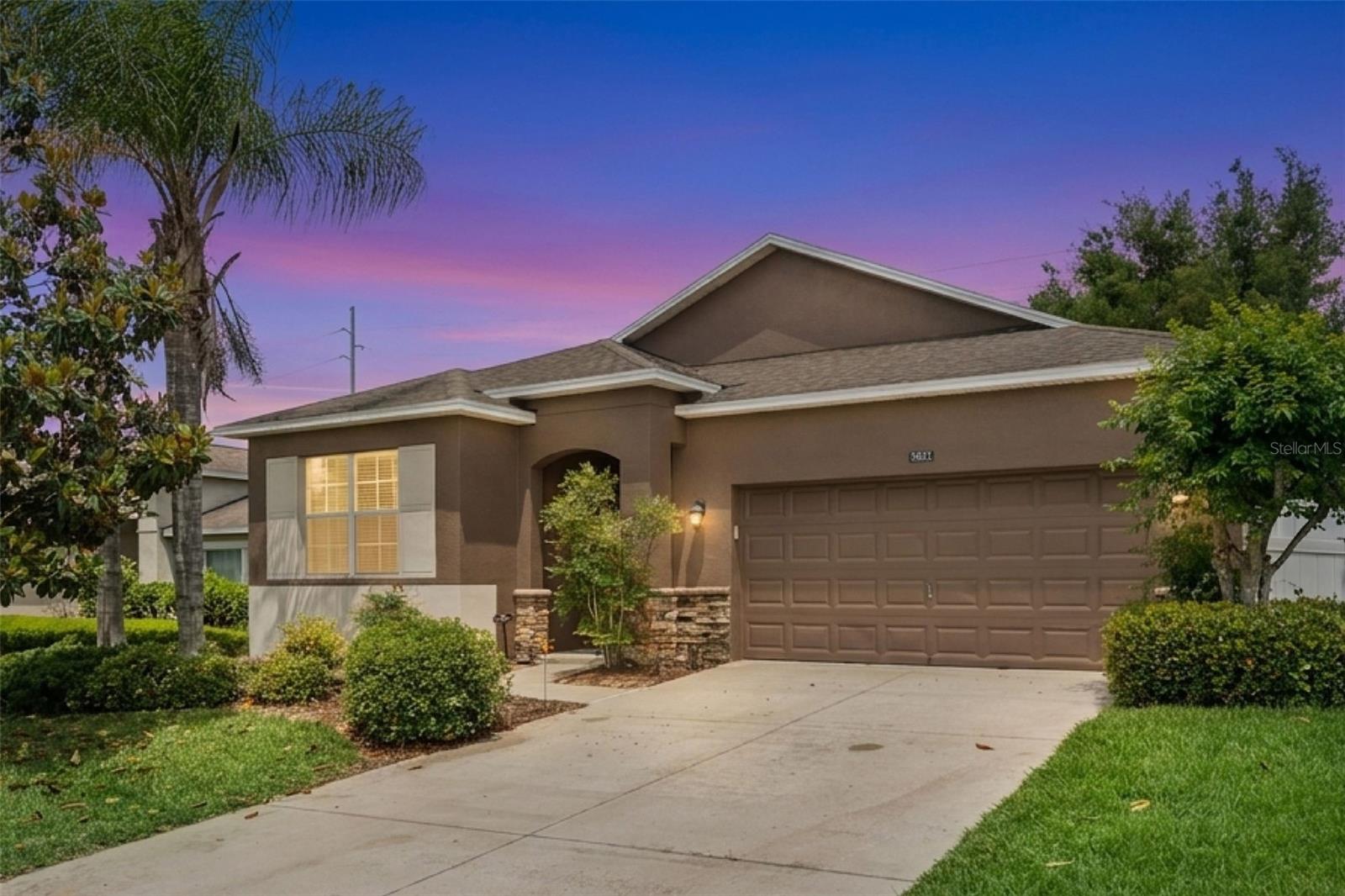 5821 COQUYT DR, MOUNT DORA, FL, 32757