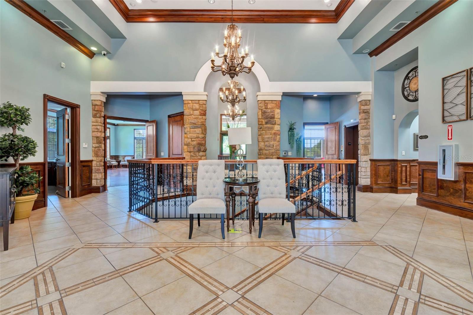 5821 COQUYT DR, MOUNT DORA, FL, 32757