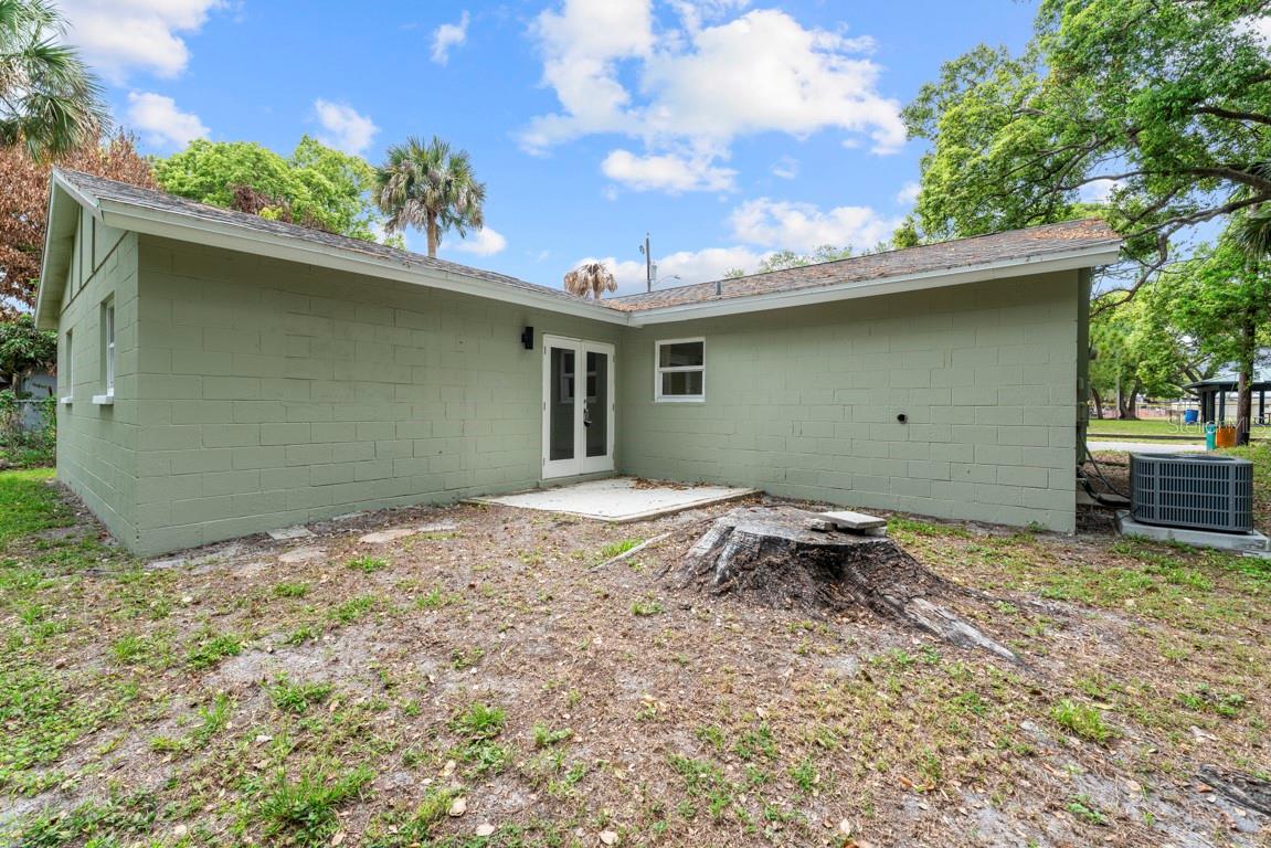 1087 SWAN ST, MELBOURNE, FL, 32935