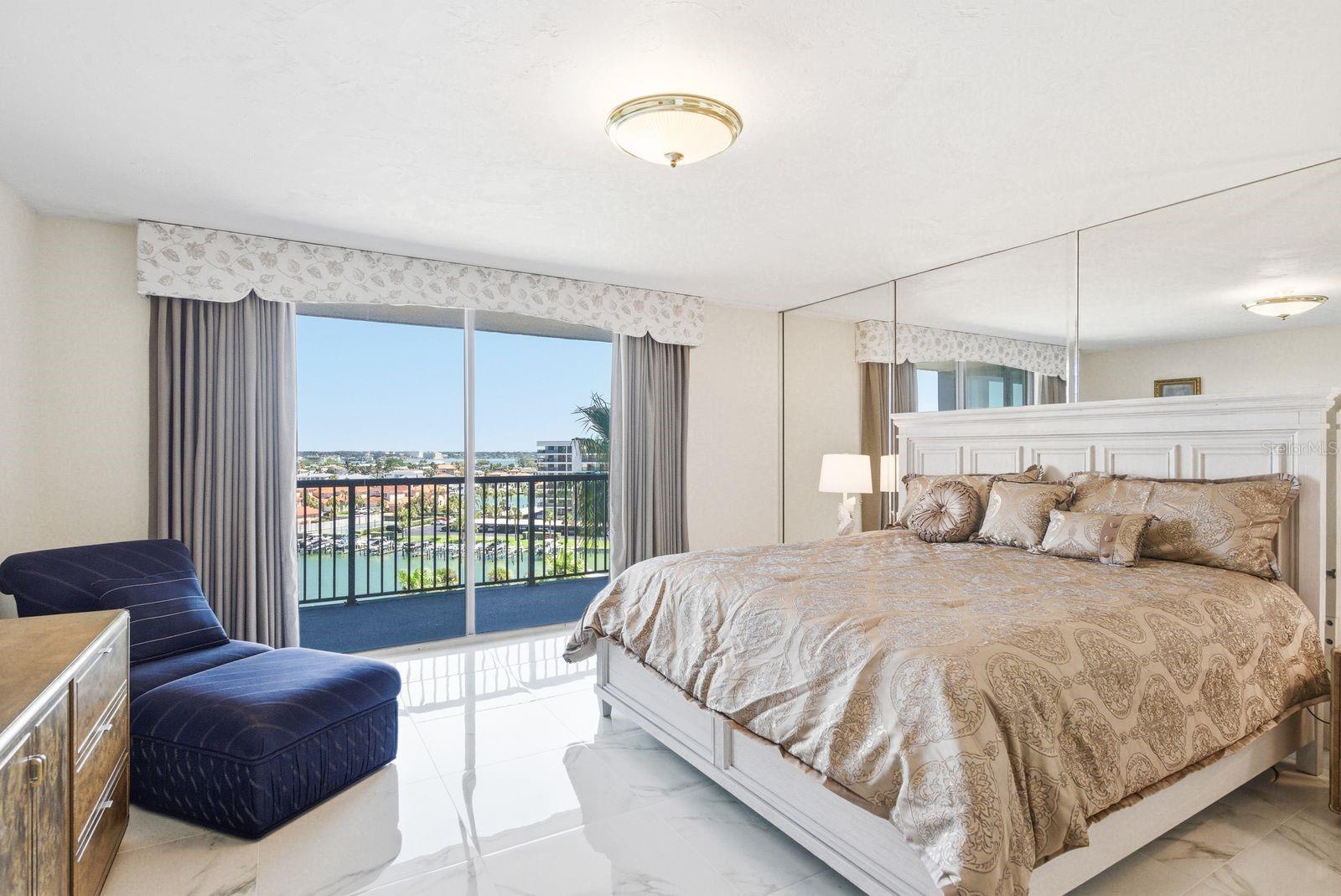 1600 GULF BLVD #817, CLEARWATER BEACH, FL, 33767