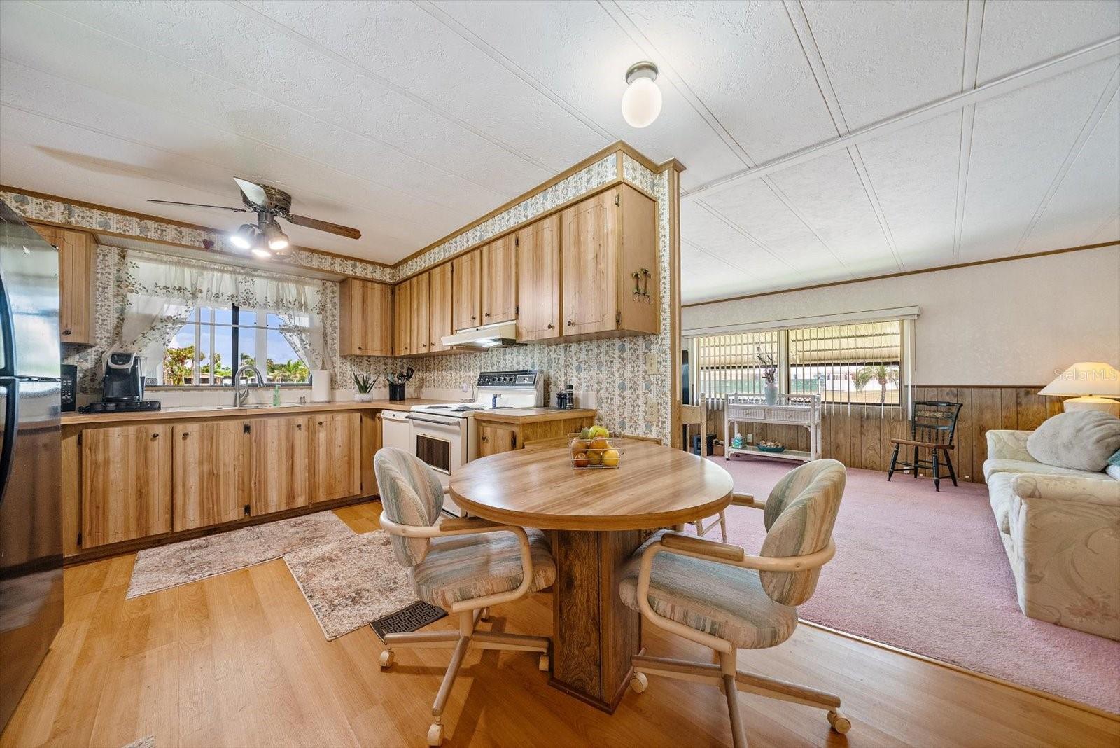 132 LAKEVIEW DR #132, PALMETTO, FL, 34221