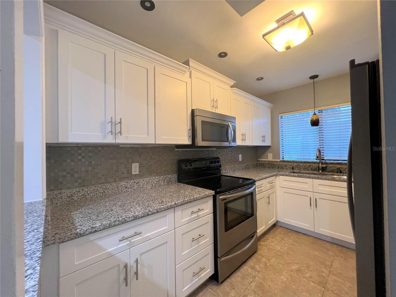 5909 IDLE FOREST PL, TAMPA, FL, 33614