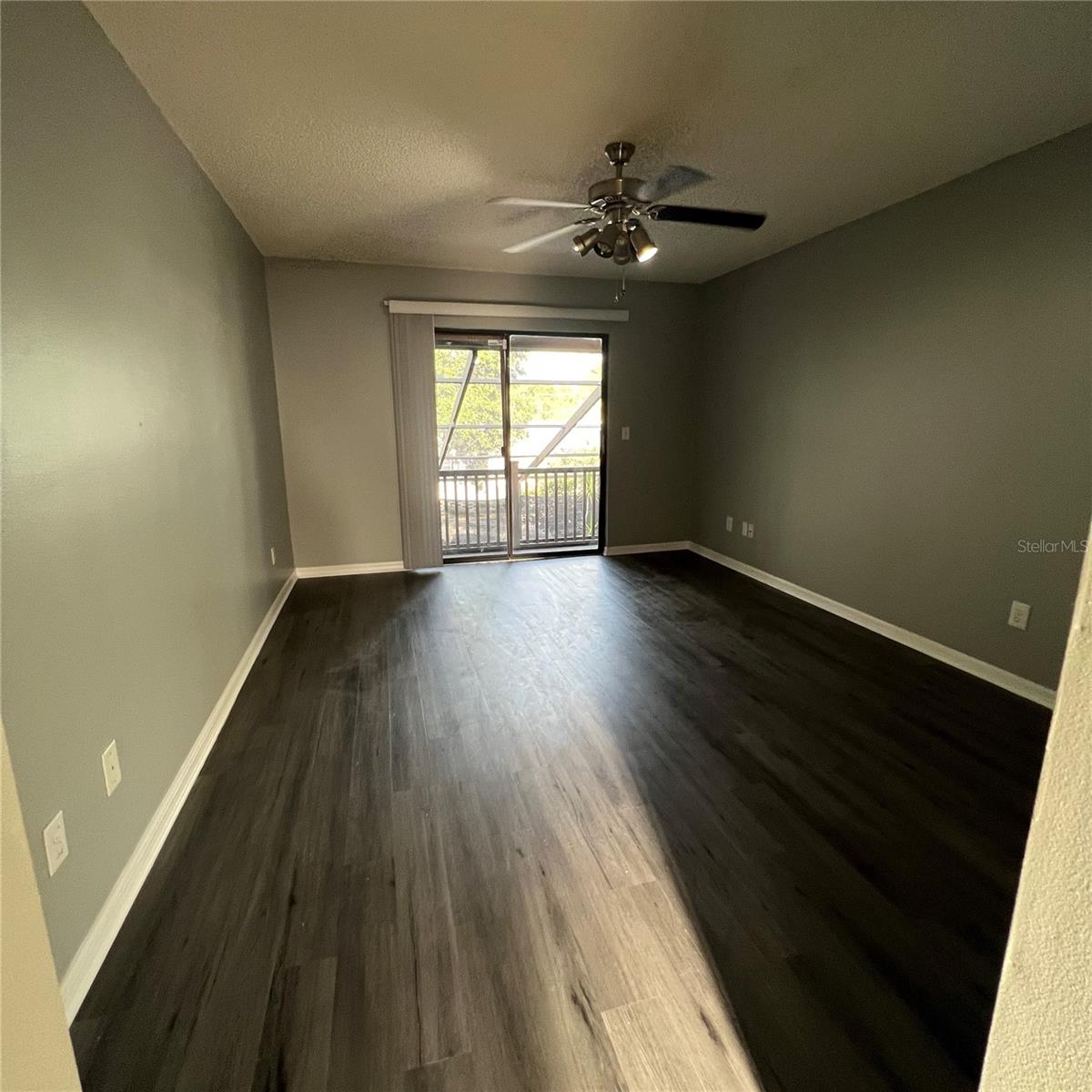 5909 IDLE FOREST PL, TAMPA, FL, 33614