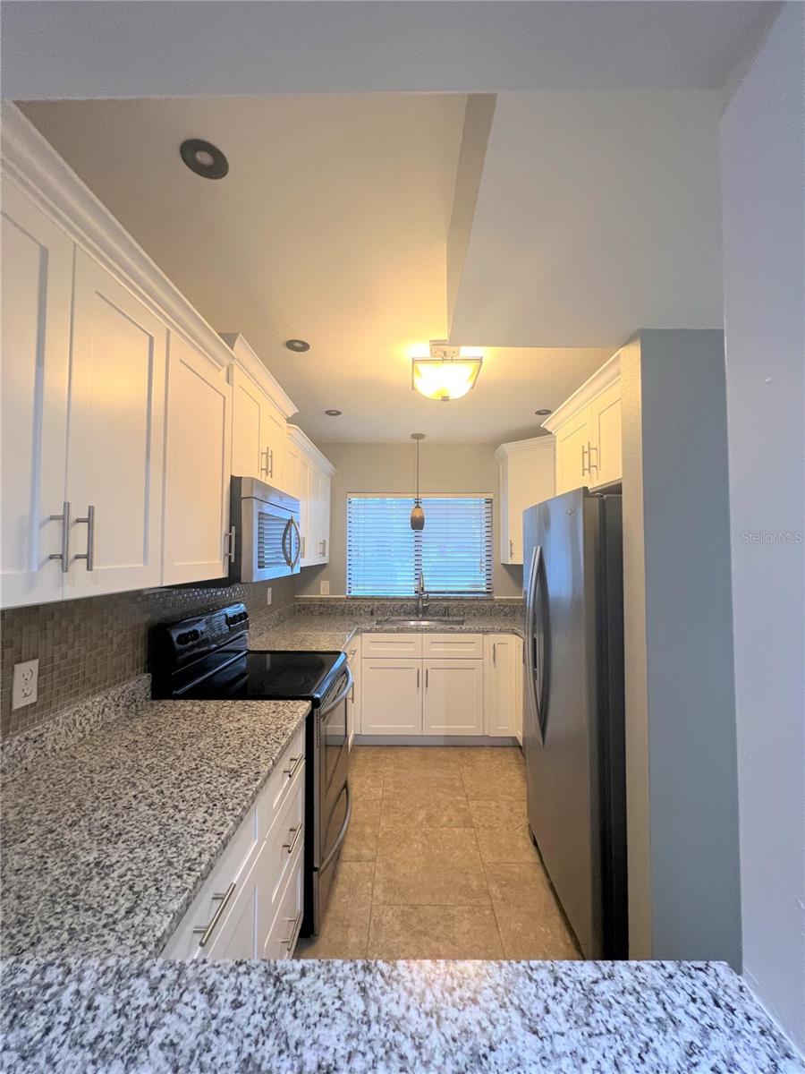 5909 IDLE FOREST PL, TAMPA, FL, 33614