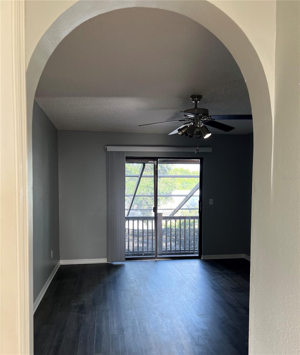 5909 IDLE FOREST PL, TAMPA, FL, 33614