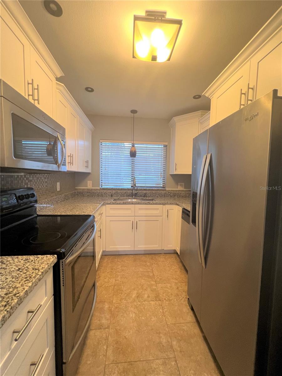 5909 IDLE FOREST PL, TAMPA, FL, 33614