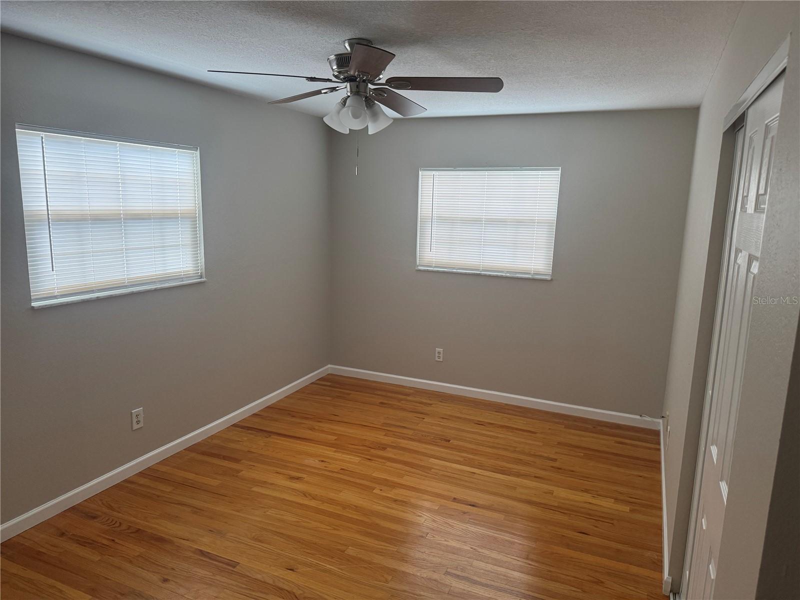 8601 RUE CHATEAU DR, LARGO, FL, 33777