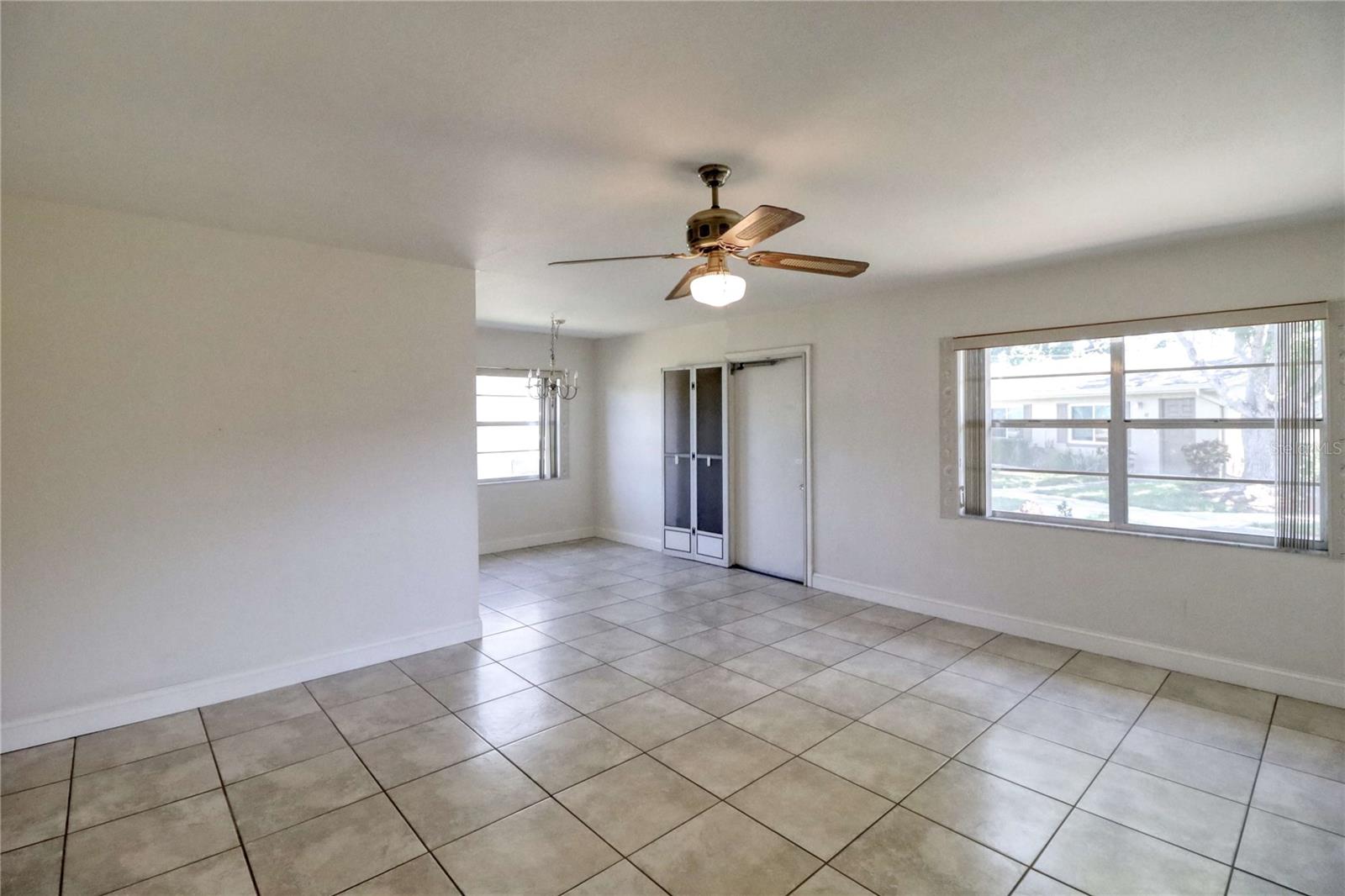 302 CANTON CT #59, SUN CITY CENTER, FL, 33573