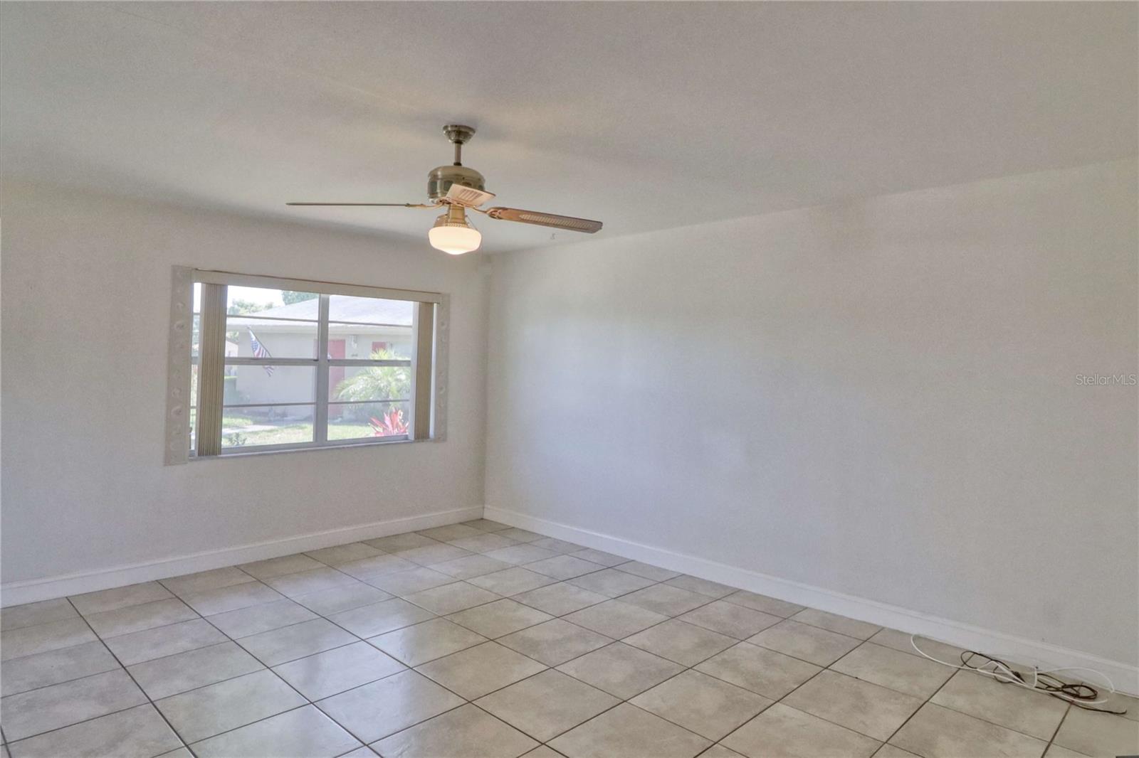 302 CANTON CT #59, SUN CITY CENTER, FL, 33573