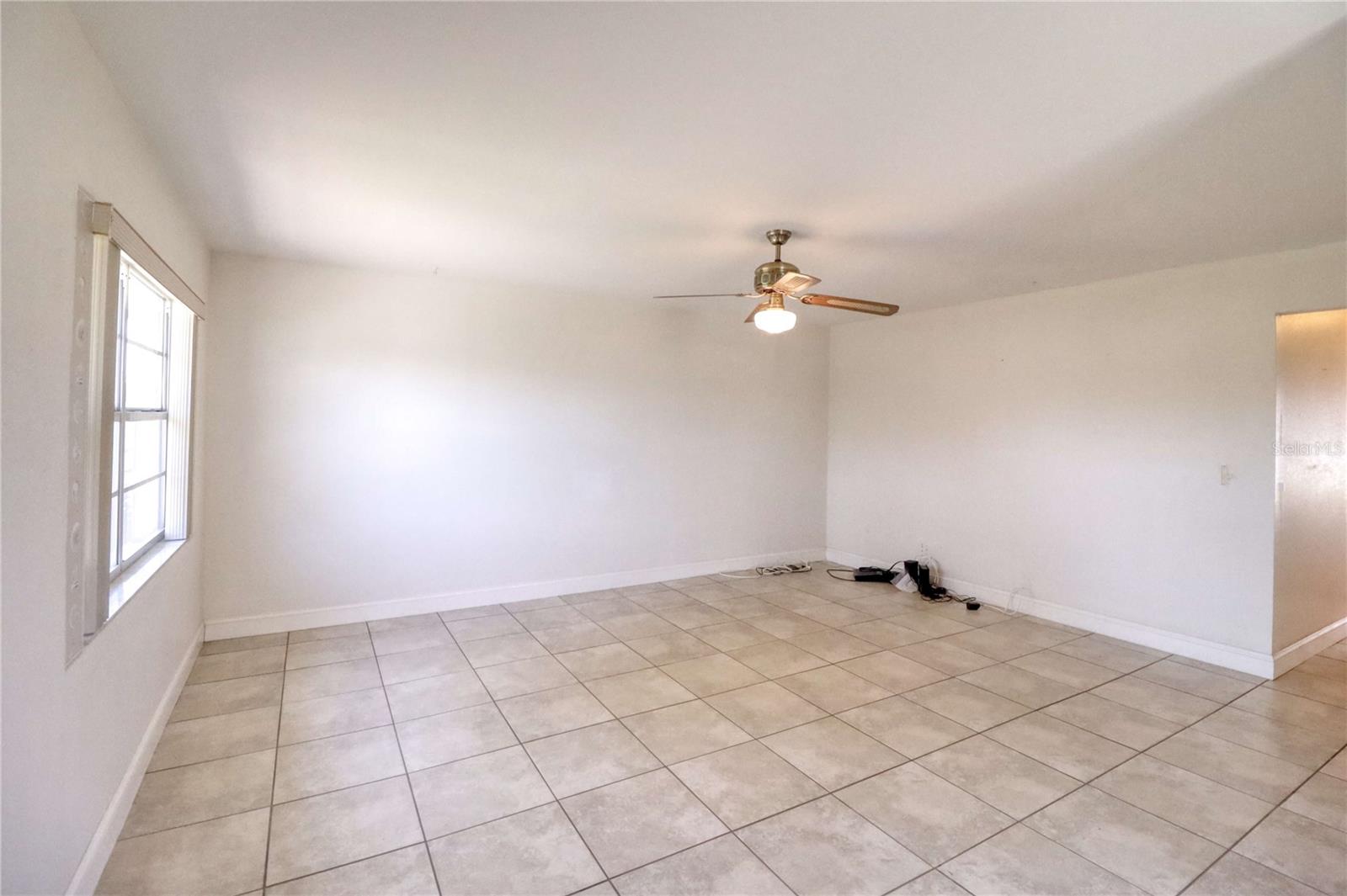 302 CANTON CT #59, SUN CITY CENTER, FL, 33573